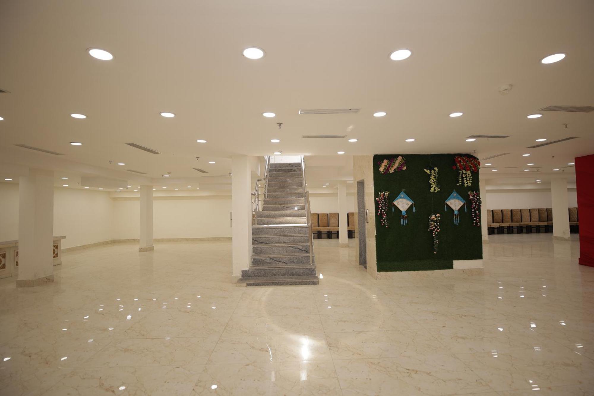 Hotel The Anvi Residency Sector 122 Noida Eksteriør bilde