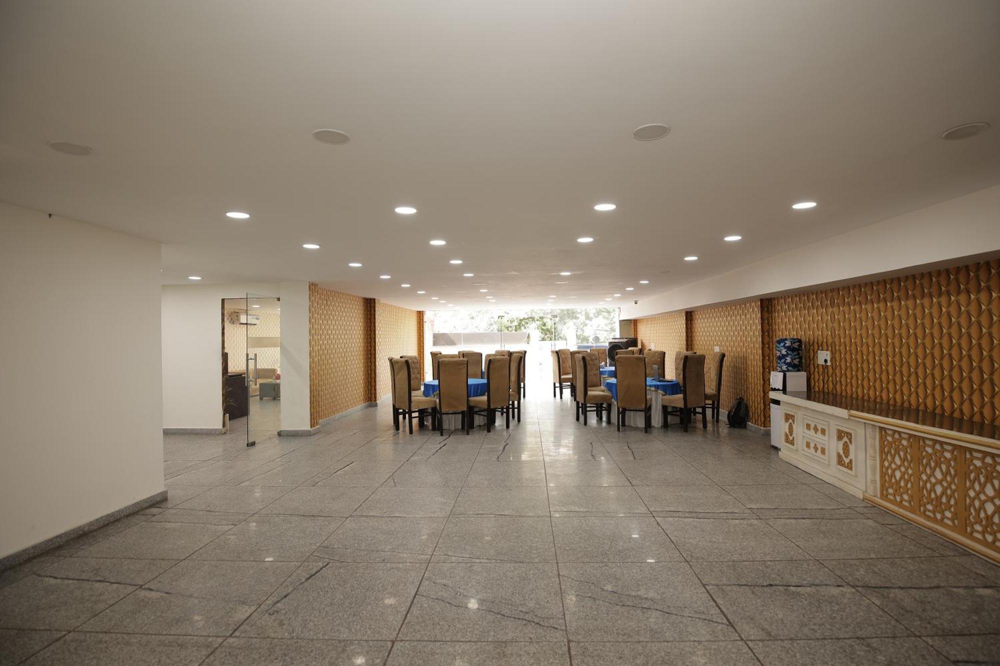 Hotel The Anvi Residency Sector 122 Noida Eksteriør bilde