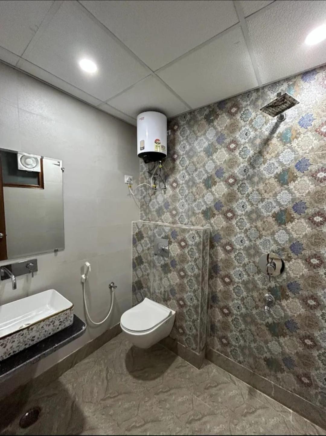 Hotel The Anvi Residency Sector 122 Noida Eksteriør bilde